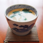 浜野マユミさんの蕎麦猪口で茶碗蒸し。
